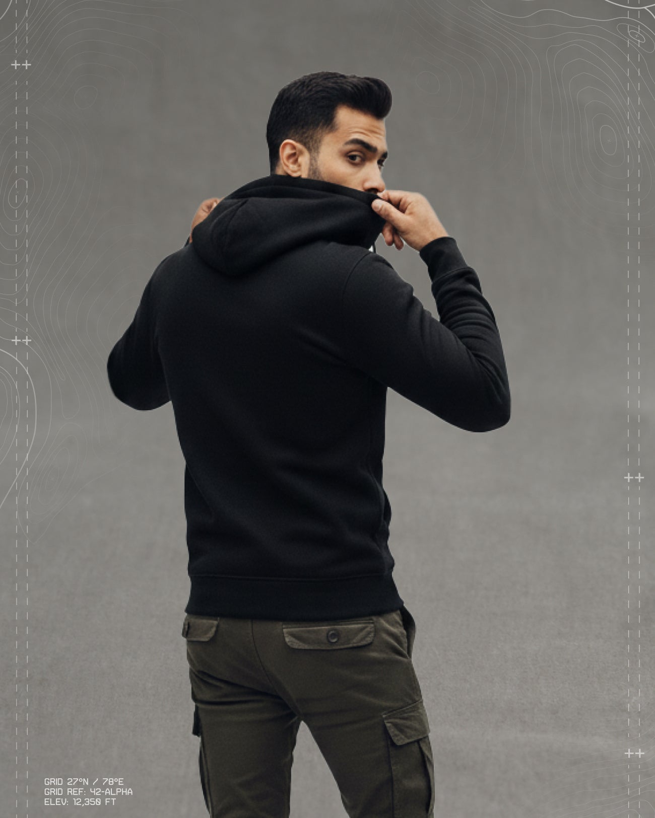 Deployed Solid Zipper Hoodie